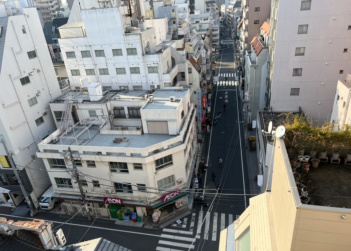 カプセルイン大塚　非常階段　風景