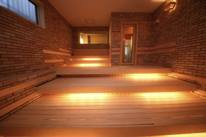 RAKU SPA 鶴見　サウナ室