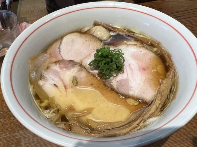 トイボックス　醤油ラーメン