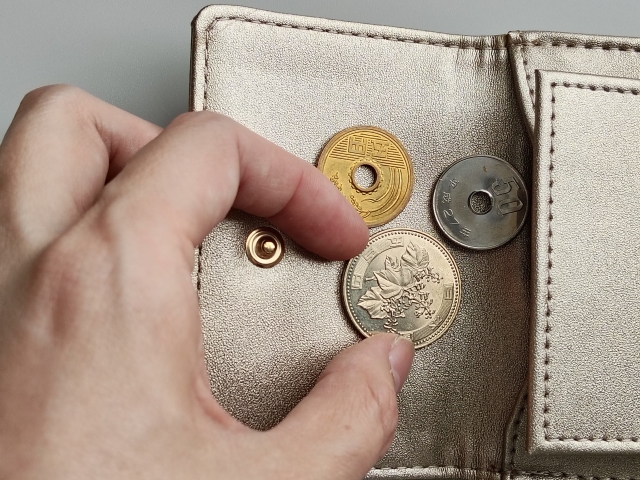 財布　現金