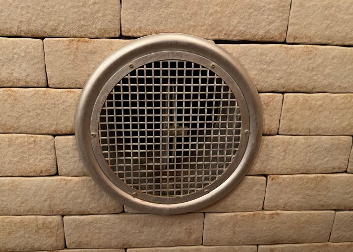 白水湯 サウナ室 吸排気口