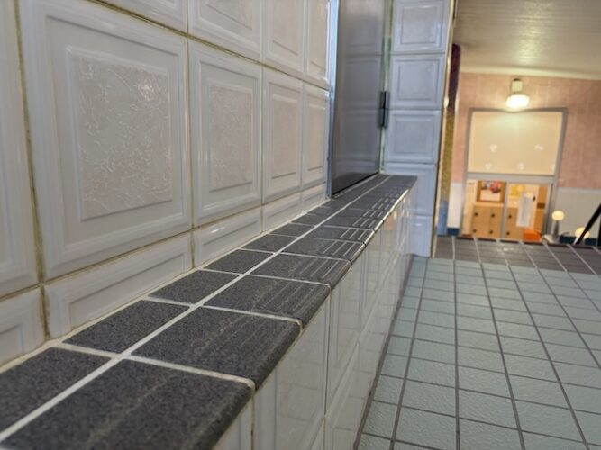 アクアプレイス旭 2F内気浴スペース 淵