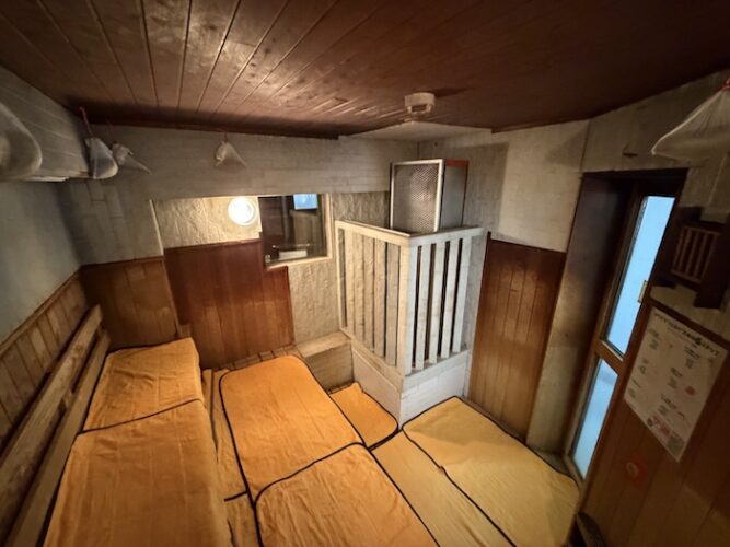 アクアプレイス旭 男湯サウナ室 内観1