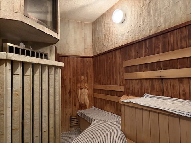 東上野 寿湯　女湯　ドライサウナ