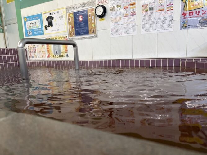 東上野 寿湯　日替わり湯　イヨシコーラの湯