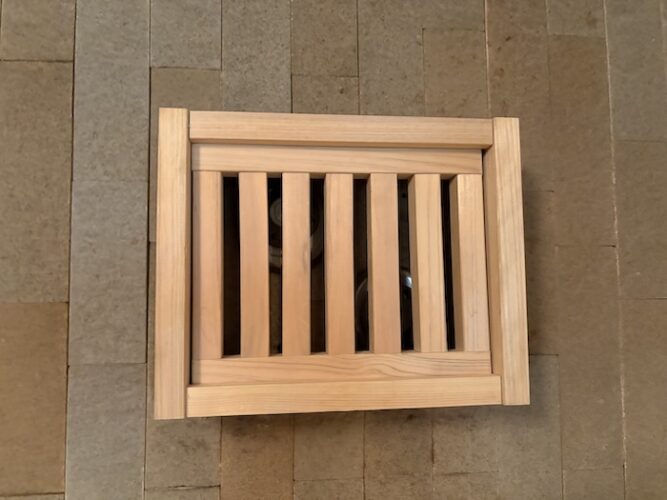 浅草 鶴の湯 サウナ室 ラドン