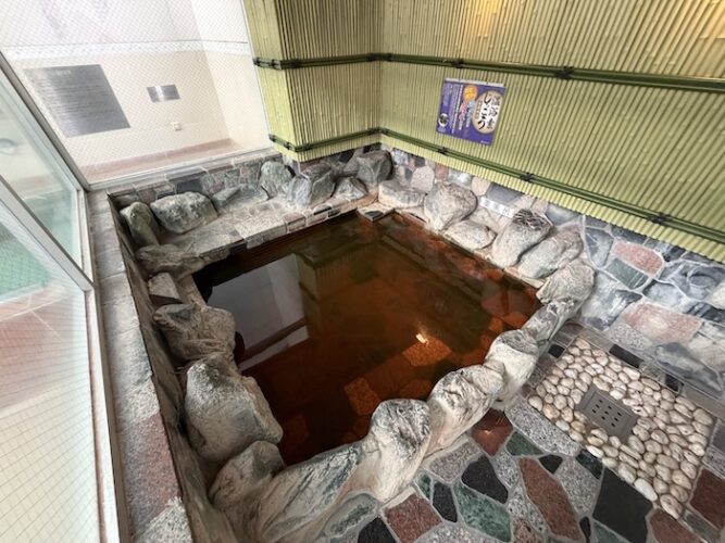 浅草 鶴の湯 露天薬風呂