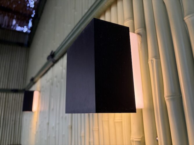 浅草 鶴の湯 露天薬風呂 間接照明