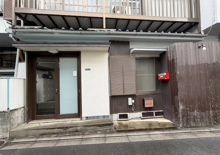 朝日湯　民泊　外観