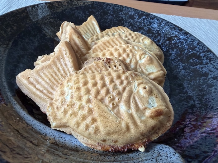 湯どんぶり栄湯サウナ飯 三ノ輪 たい焼き 3種類