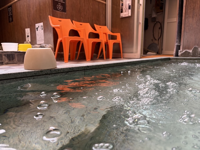 湯どんぶり栄湯 女湯美泡水風呂 入った際の景色